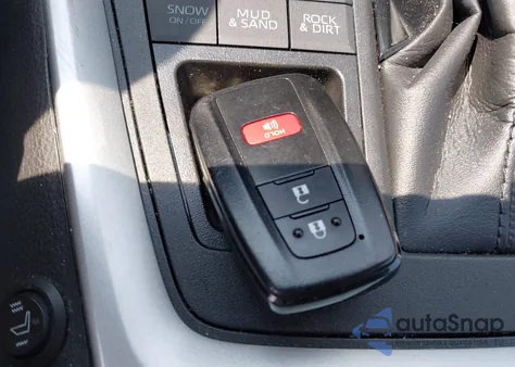 2021 Toyota Rav4 Xle из США, поврежденный, VIN 2T3P1RFV4MC255062